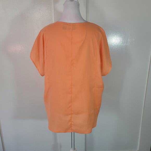 Chico's Size 2 US L Boxy Bright Coral Side Dart Lightweight T-shirt Blouse - Picture 3 of 10